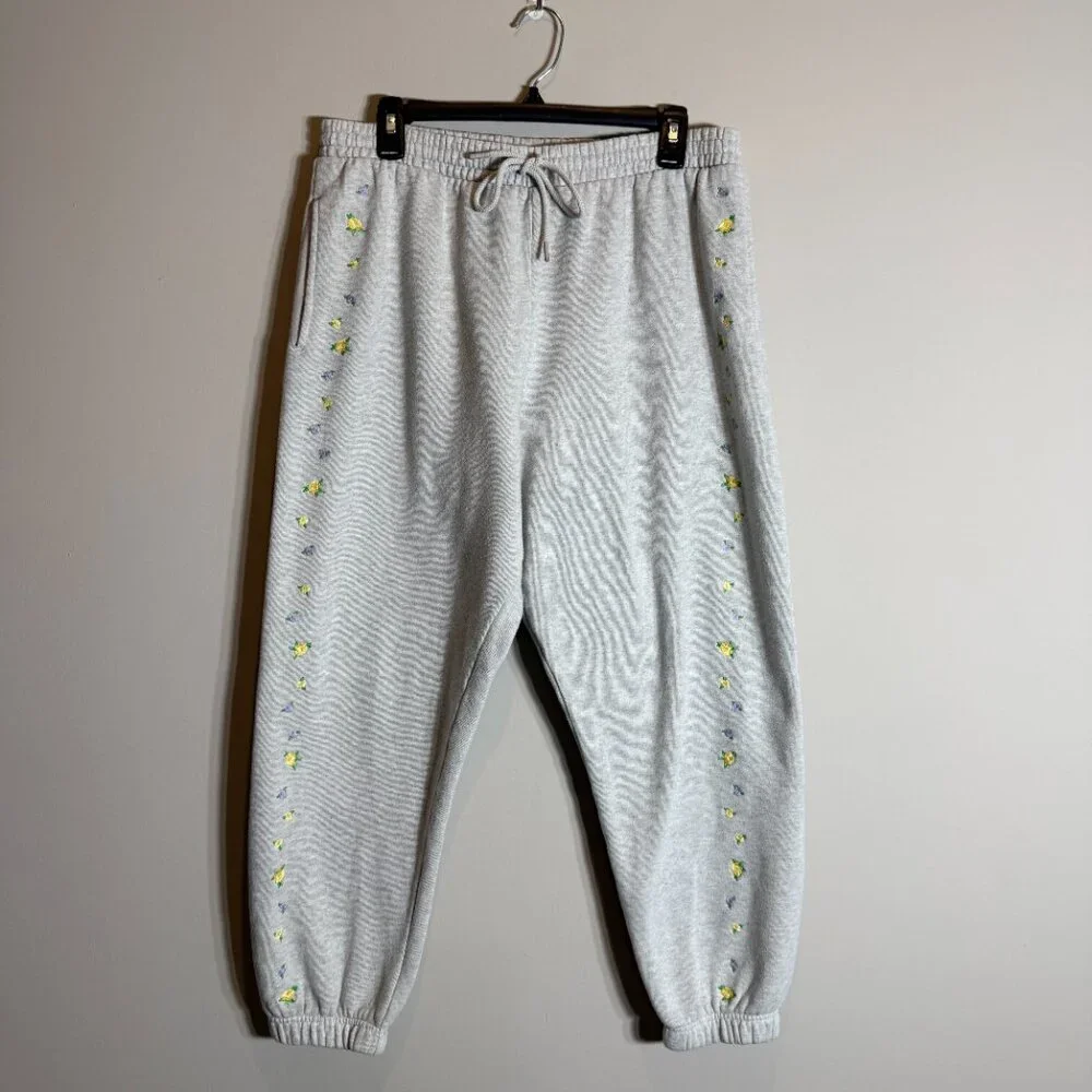 PINK Victoria's Secret Floral Embroidered Fleece Jogger Sweatpants Women's Large - Picture 3 of 11